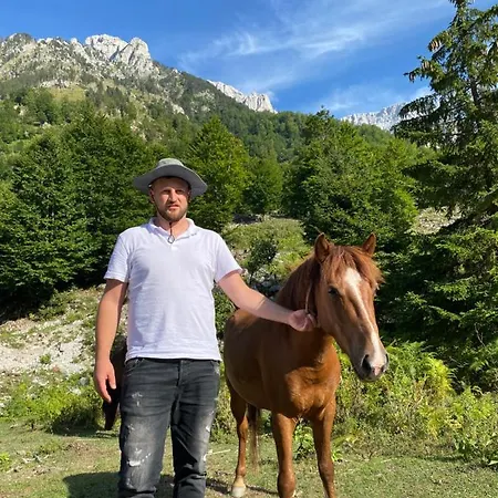 Skender Selimaj Pensión