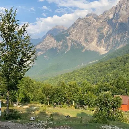 Skender Selimaj 3* Valbona