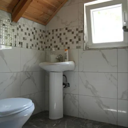 Skender Selimaj 3* Valbona