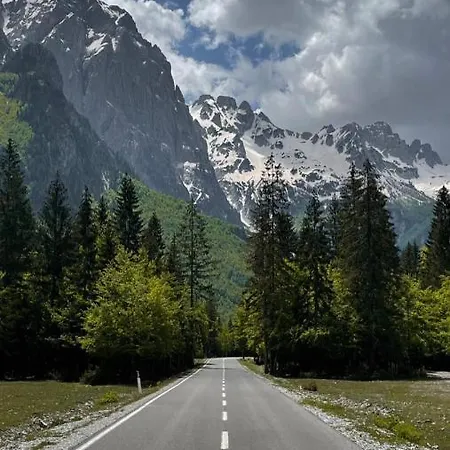 Skender Selimaj 3* Valbona